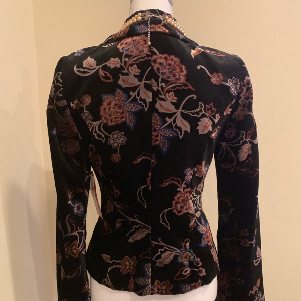 JS Collections Velvet Jacket - Picture 6 of 8